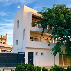 apartamento-avenida-de-la-manzanilla.es-andalucia.com/